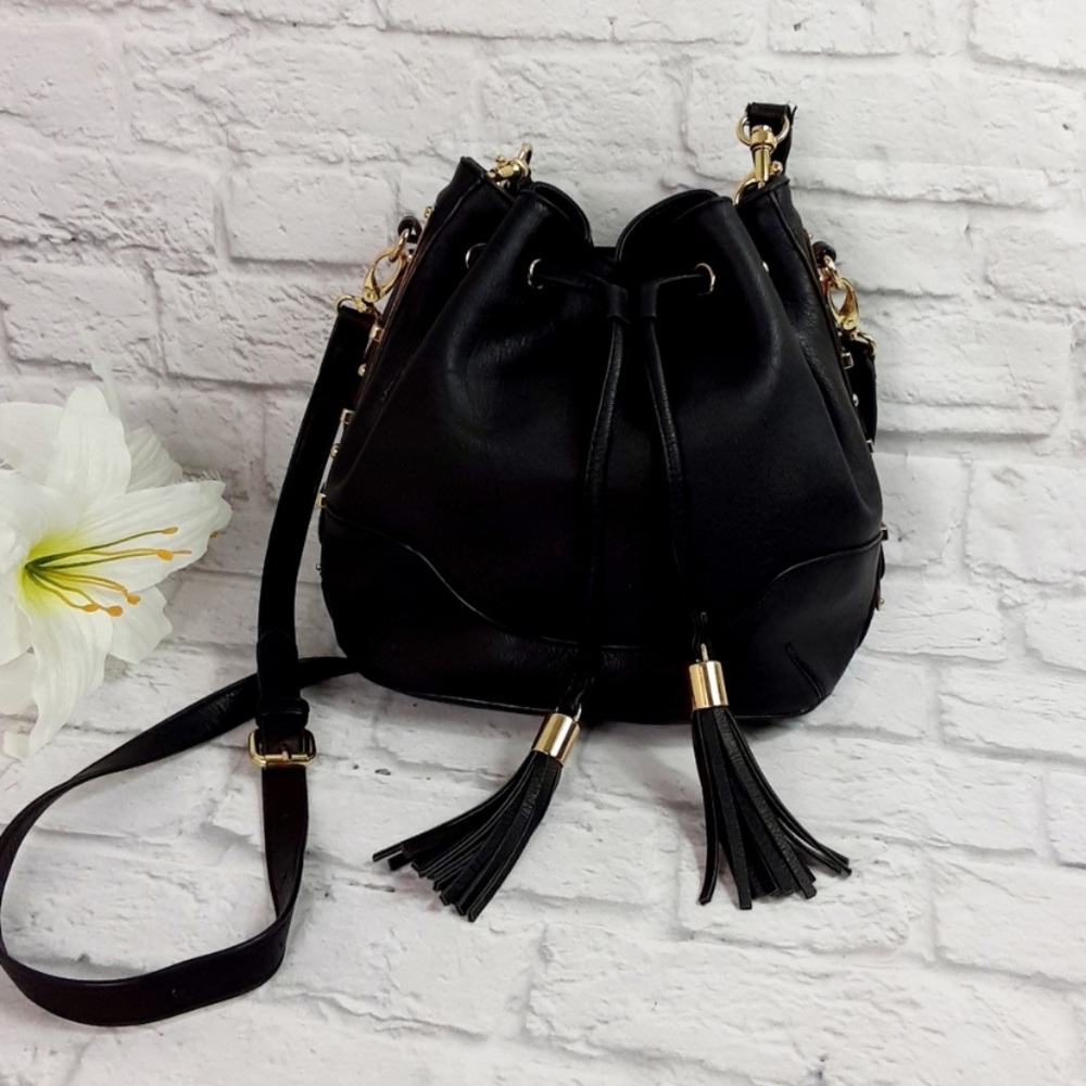 Aldo black satchel basket bag